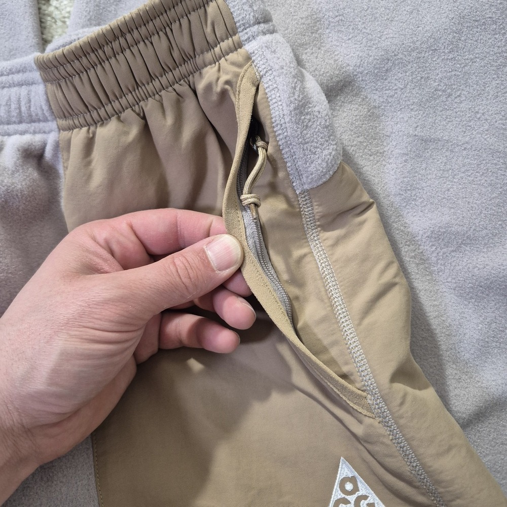 Nike ACG Wolf Tree Fleece Pants Mens Small Beige Polartec Streetwear Outdoor New - Picture 8 of 16